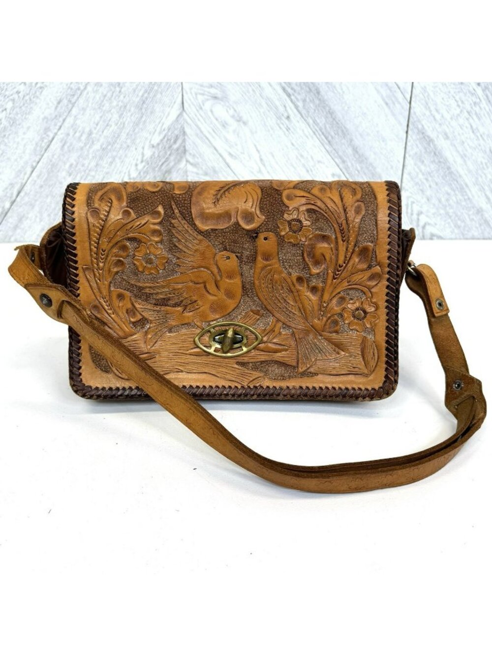 Vintage Hand Tooled Leather Shoulder Bag Mexico Two Doves Bird Floral Purse 70s
